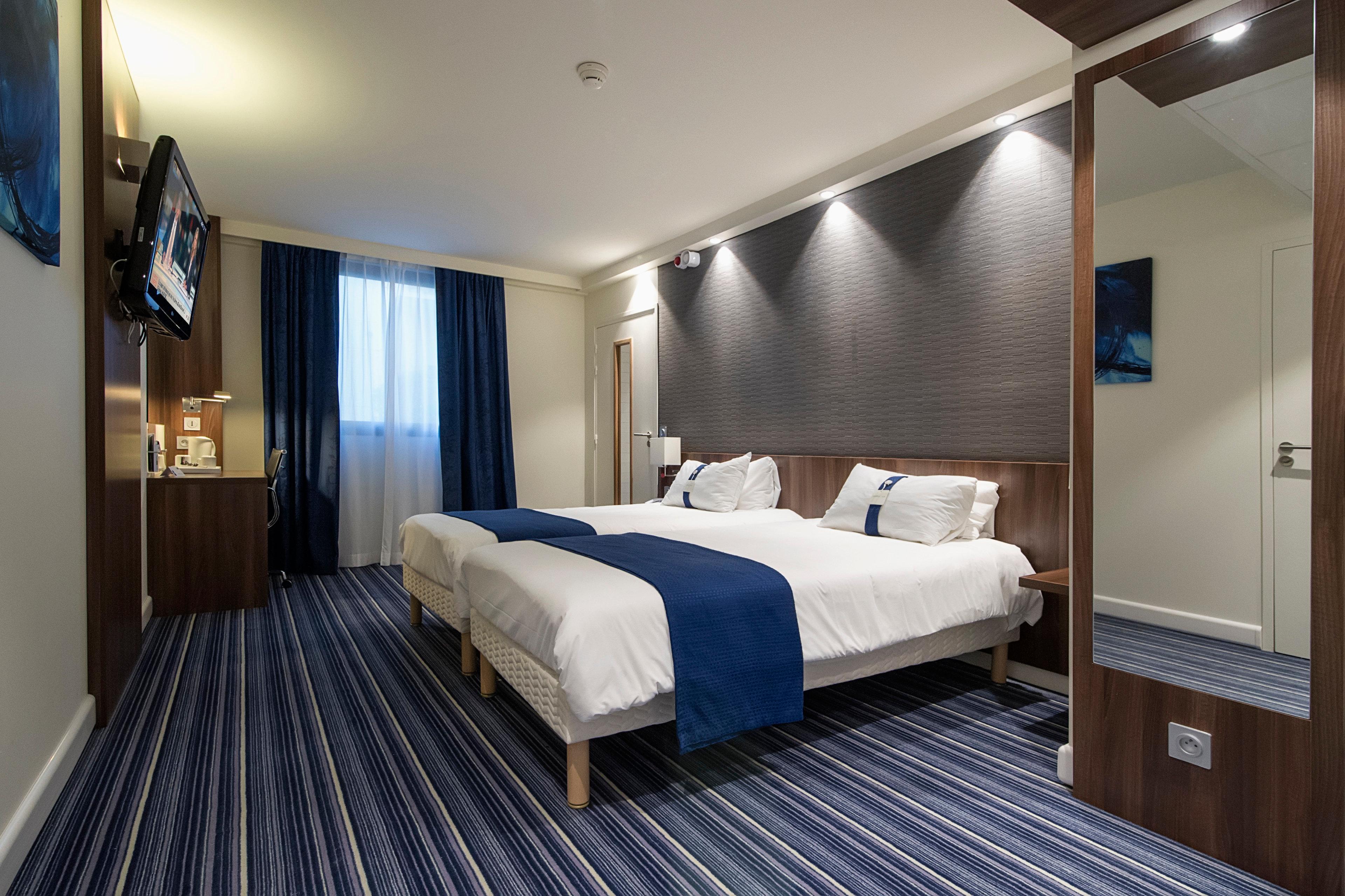 Holiday Inn Express Lille Centre By Ihg Exterior photo