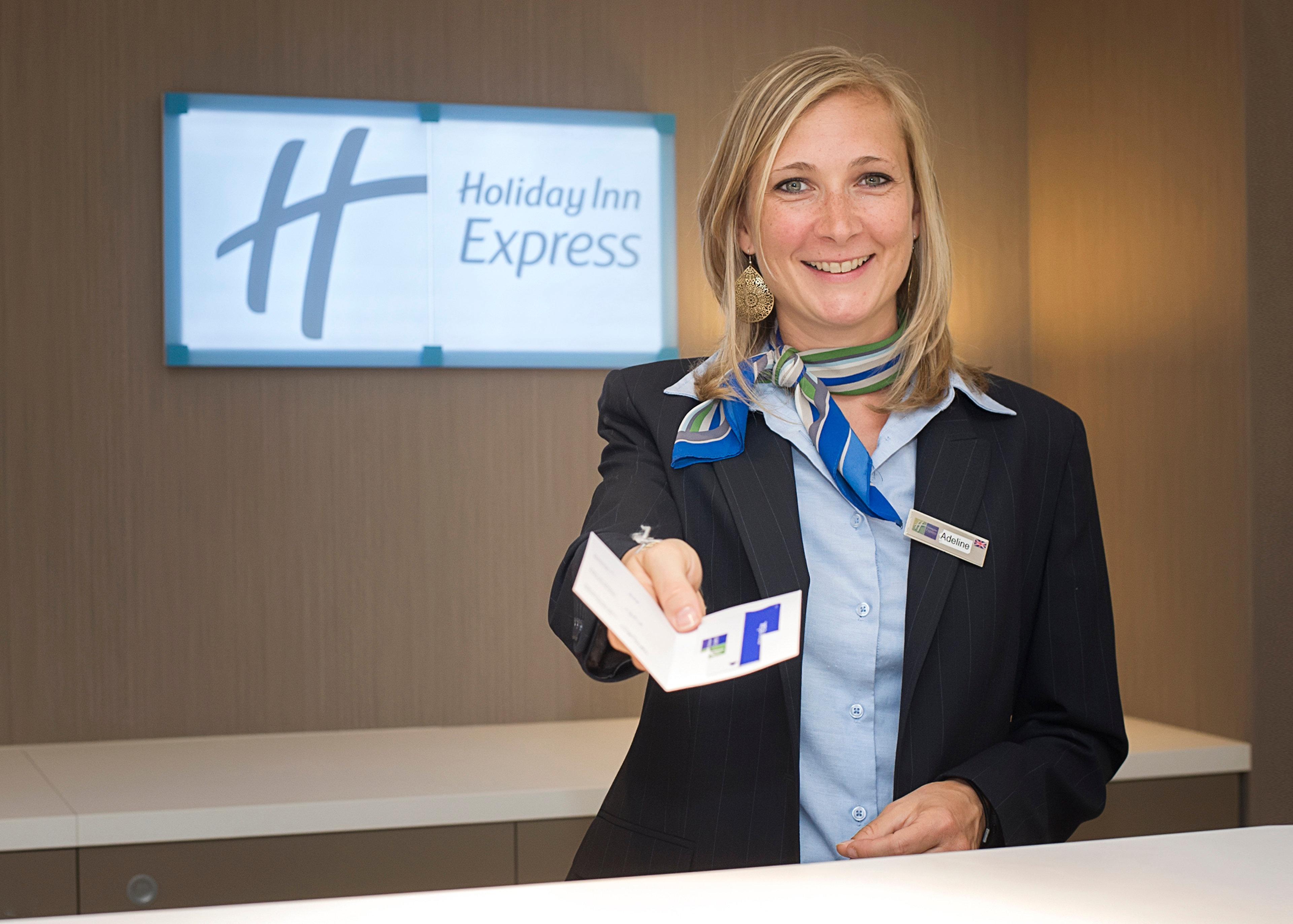 Holiday Inn Express Lille Centre By Ihg Exterior photo