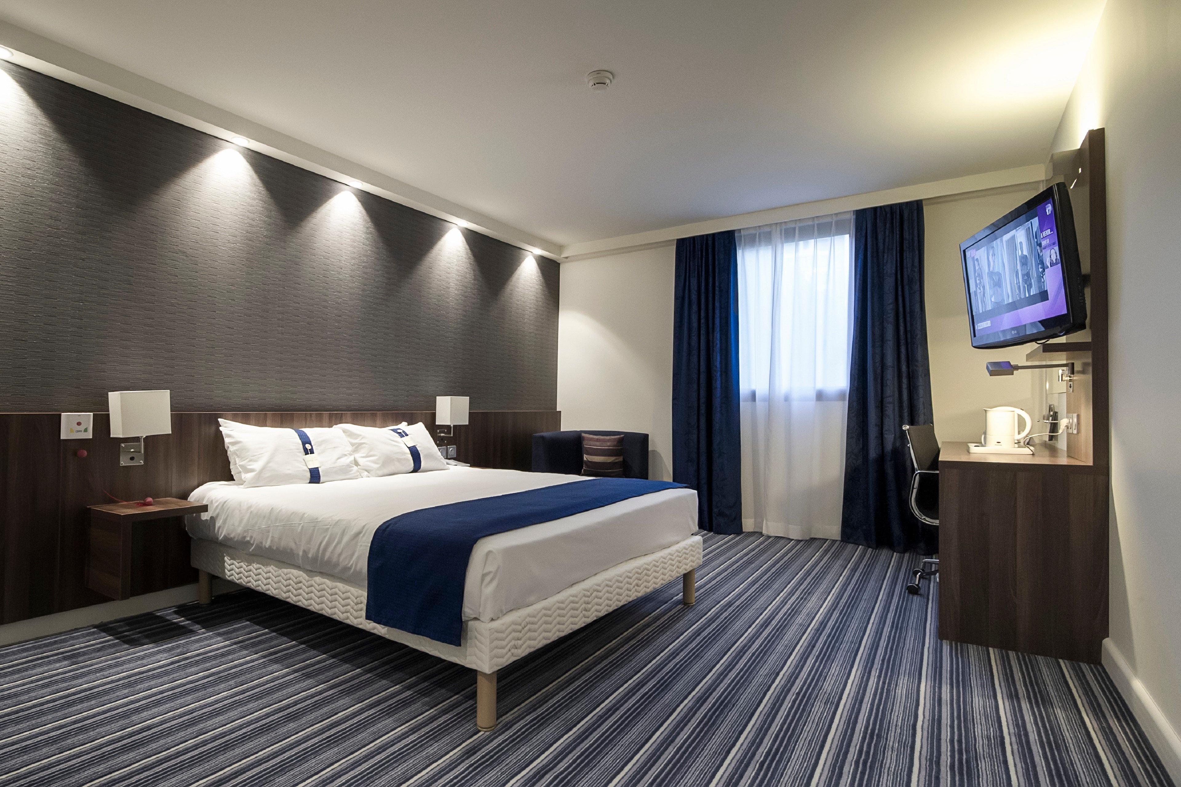 Holiday Inn Express Lille Centre By Ihg Exterior photo