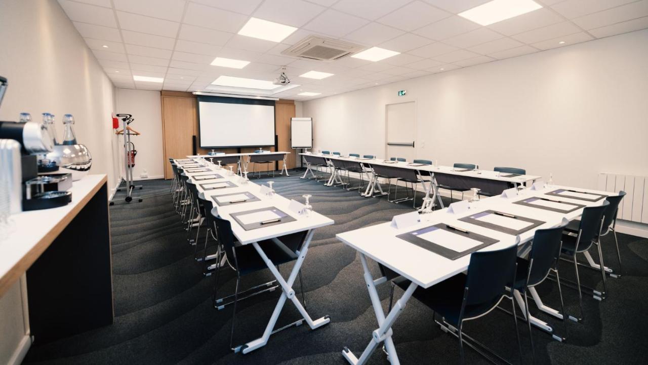 Holiday Inn Express Lille Centre By Ihg Exterior photo