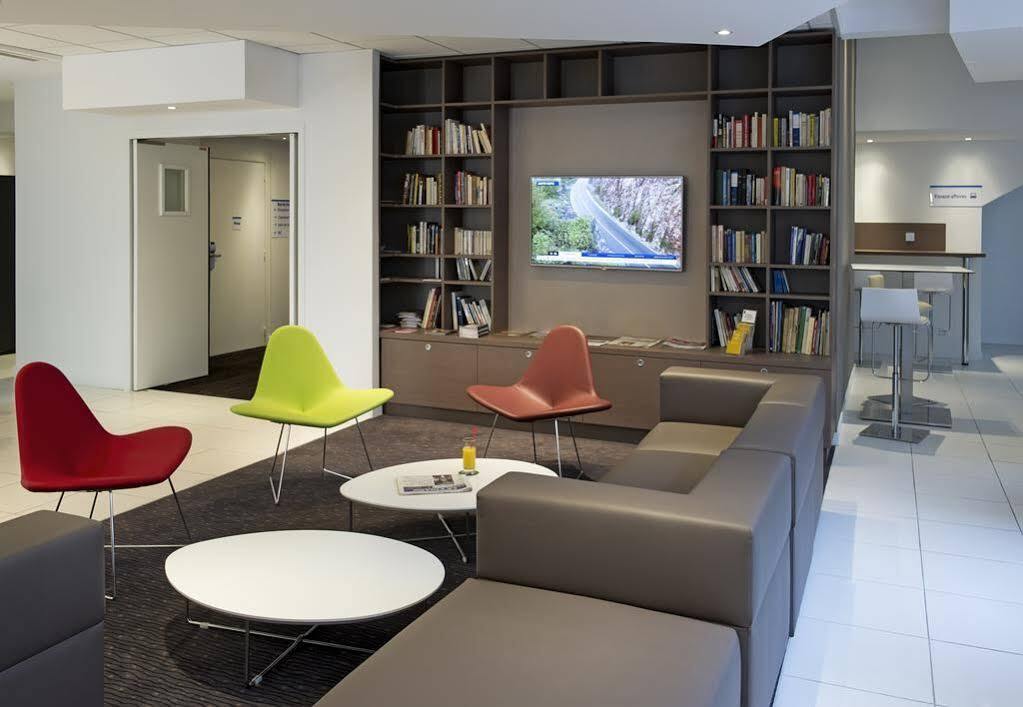 Holiday Inn Express Lille Centre By Ihg Exterior photo